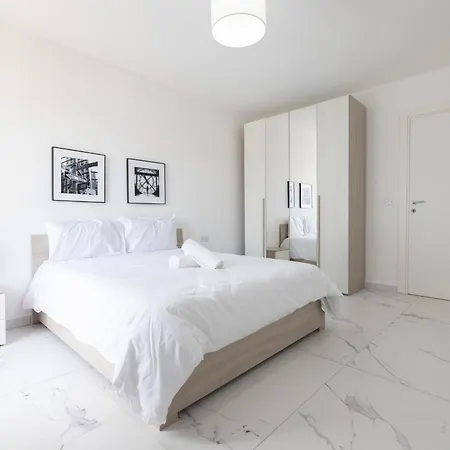 Sunny Days Apartman *